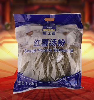 廚之選紅薯湯粉產(chǎn)自山東濟(jì)寧1.5kg每袋，精選優(yōu)質(zhì)紅薯淀粉等為原料，融合水精制而成，品質(zhì)優(yōu)良，天然上等，營養(yǎng)豐富。入口順滑，口齒留香，產(chǎn)品選料考究，口味純正，美味又健康，品質(zhì)優(yōu)質(zhì)，值得信賴。塑料質(zhì)地包裝，粉絲分明可見，食用簡單方便，是廚房常備品的上佳選擇。