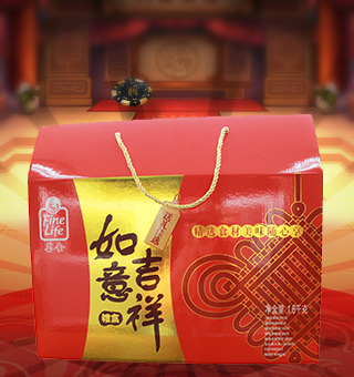 薈食(FINE FOOD)吉祥如意禮盒，本款禮盒內含有紅小豆、玉米渣、黃小米、燕麥片等，五谷飄香，品質放心。顆粒大小均勻，口感香甜，爽滑可口，黃金健康搭檔，廚房優(yōu)選，粥中良品。	本品內含有蛋白質、能量、脂肪、鈉等營養(yǎng)成分，營養(yǎng)價值豐富，老少皆宜。