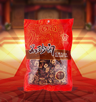 新閩融品珍閣紅棗片產(chǎn)自河南鄭州250g每袋，紅棗中含有豐富的維生素C[6]和環(huán)-磷酸腺苷，能夠促進肌膚細胞的代謝，防止黑色素沉著，讓肌膚越來越潔白細滑，達到美白肌膚、祛斑的美容護膚功效。紅棗會令面色紅潤，因具有養(yǎng)顏補血的作用。 