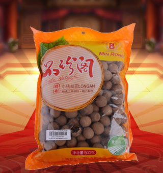 新閩融小核桂圓產(chǎn)自福建莆田500g每袋，采用優(yōu)質(zhì)綠色的原產(chǎn)地，精心選材，每一顆都經(jīng)過精心挑選，健康美味，值得選擇。美味可口，果肉飽滿，口感香濃，上等桂圓，美味享受，甘甜口味，愛不離口。本產(chǎn)品有著嚴格的把關(guān)，精致的包裝，獨特的工藝，方便簡潔，更加方便您的攜帶。