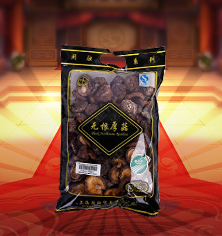 閩融無根厚菇產(chǎn)自浙江麗水250g每袋，厚菇具有降血脂，降血壓的功效，厚菇中含有的香菇素能夠溶解膽固醇，起到降血脂的作用，而厚菇中酪氨酸、氧化酶，嘌呤以及一些核酸物質(zhì)可以起到降壓的作用，也可以預(yù)防動脈粥樣硬化、肝硬化等疾病。