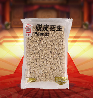 薈食(FINE FOOD)脫皮花生產(chǎn)自吉林白城1kg每袋，精選優(yōu)質(zhì)原料精心制作而成，無有害添加，通過多道工序精心篩選，確保高品質(zhì)的產(chǎn)品質(zhì)量。富含不飽和脂肪酸，營養(yǎng)豐富，口感香甜，美味可口，原味清新，堪稱美味絕倫。簡約精致袋裝真空包裝，更好的保存了花生原有的風(fēng)味，食用簡單，便于攜帶，安全有保障。