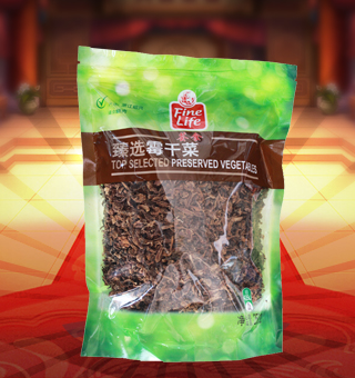薈食(FINE LIFE)臻選霉干菜產(chǎn)自浙江紹興250g每袋，蕭山霉干菜是浙江省紹興市夾灶鄉(xiāng)的漢族傳統(tǒng)名菜。夾灶原屬紹興縣，故歷來以“紹興霉干菜”為名。此產(chǎn)品由大葉芥加工而成，色澤烏黑，香氣濃郁，味美質(zhì)嫩，久貯不變，是一種常年食用的大眾化食品州，霉干菜一般用芥菜、尚未抽苔的白菜和油菜等腌制后曬干制成。