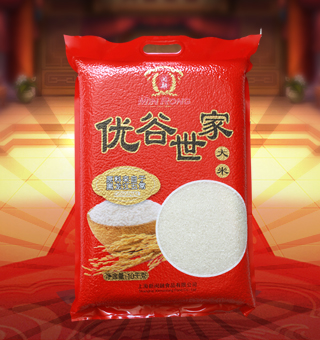 新閩融優(yōu)谷世家五常大米產(chǎn)自黑龍江五常10kg每袋，五常大米受產(chǎn)區(qū)獨(dú)特的地理、氣候等因素影響，干物質(zhì)積累多，直鏈淀粉含量適中，支鏈淀粉含量較高。由于水稻成熟期產(chǎn)區(qū)晝夜溫差大，五常稻花香大米中可速溶的雙鏈糖積累較多，對(duì)人體健康有益，有助于消化吸收。